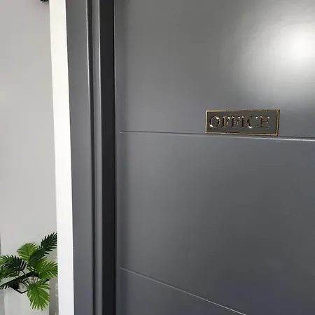 Crassula Lux Surčin