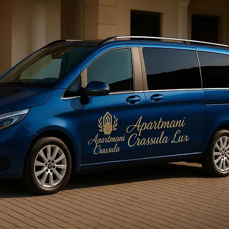 Crassula Lux Apartman