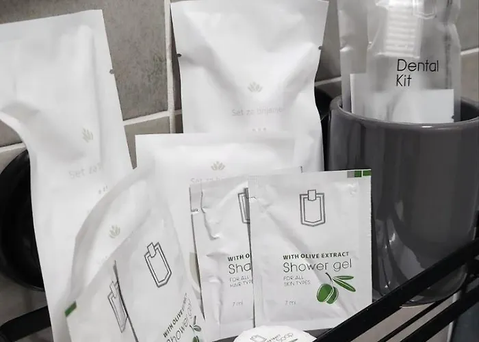 Crassula Lux * Surčin