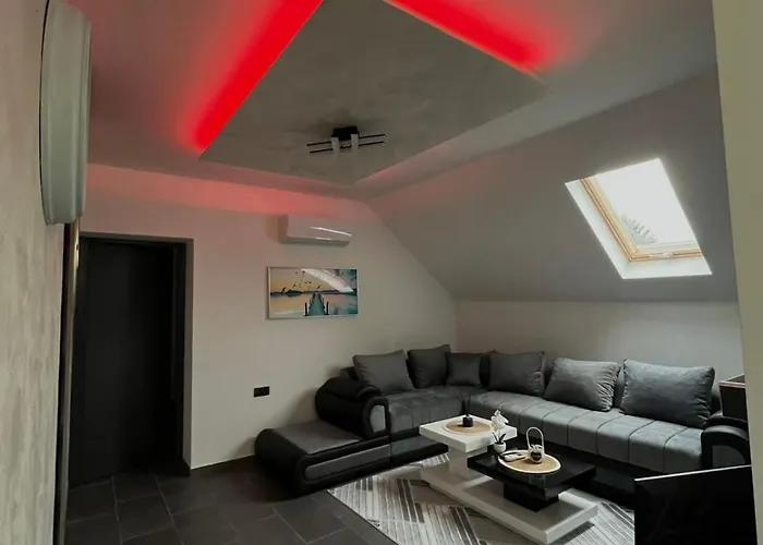 Crassula Lux Apartment